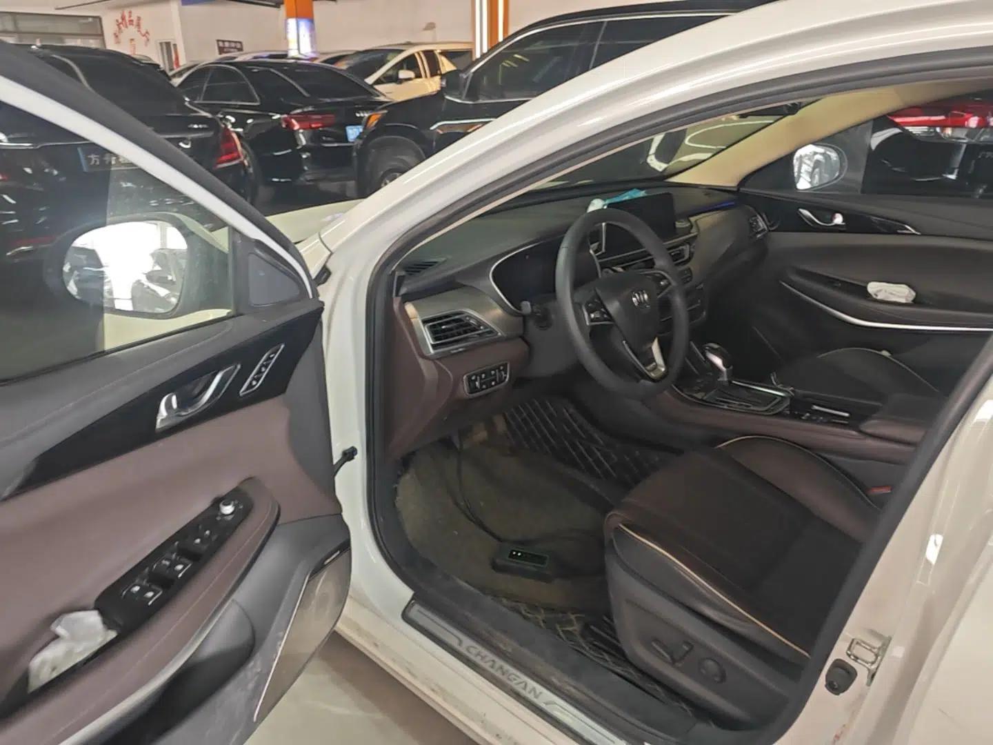 CHANGAN Raeton CC 2018 1.5T Automatic Zunya Model China V Standard — миниатюра 19