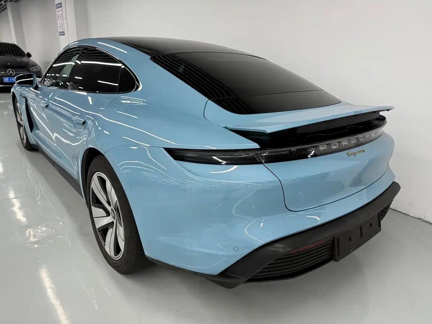 2020 Taycan — миниатюра 14