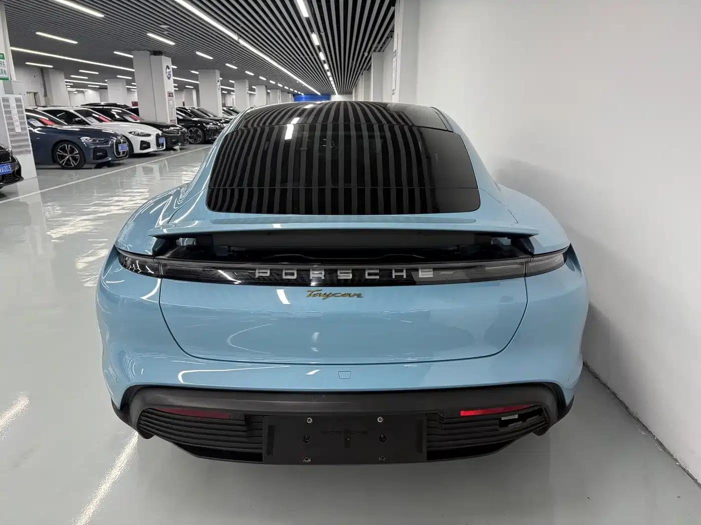2020 Taycan — миниатюра 15