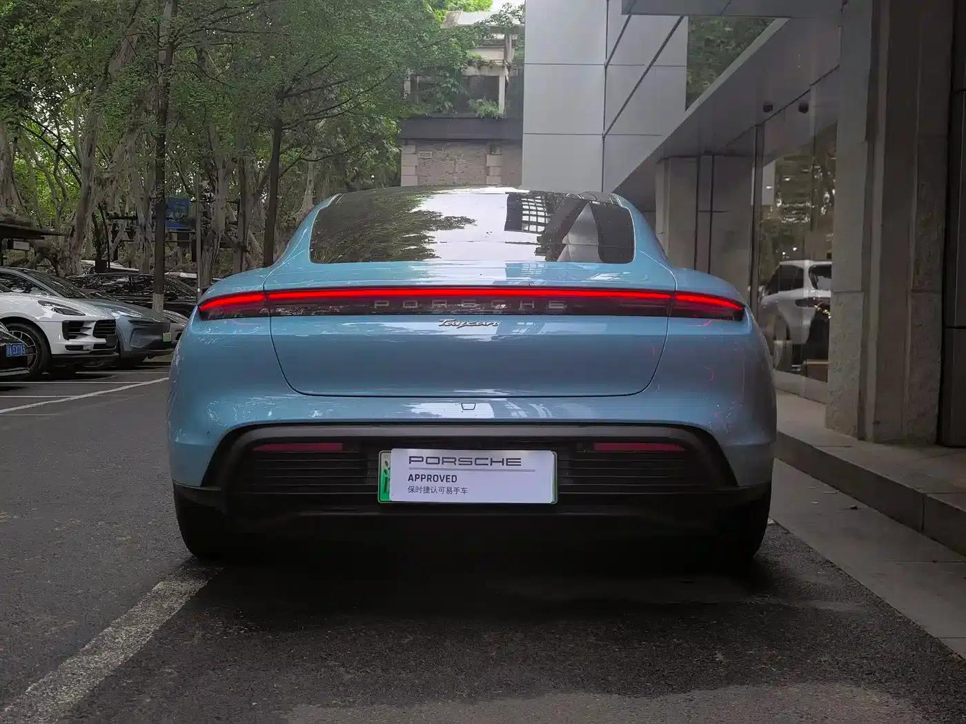 2022 Taycan — миниатюра 14