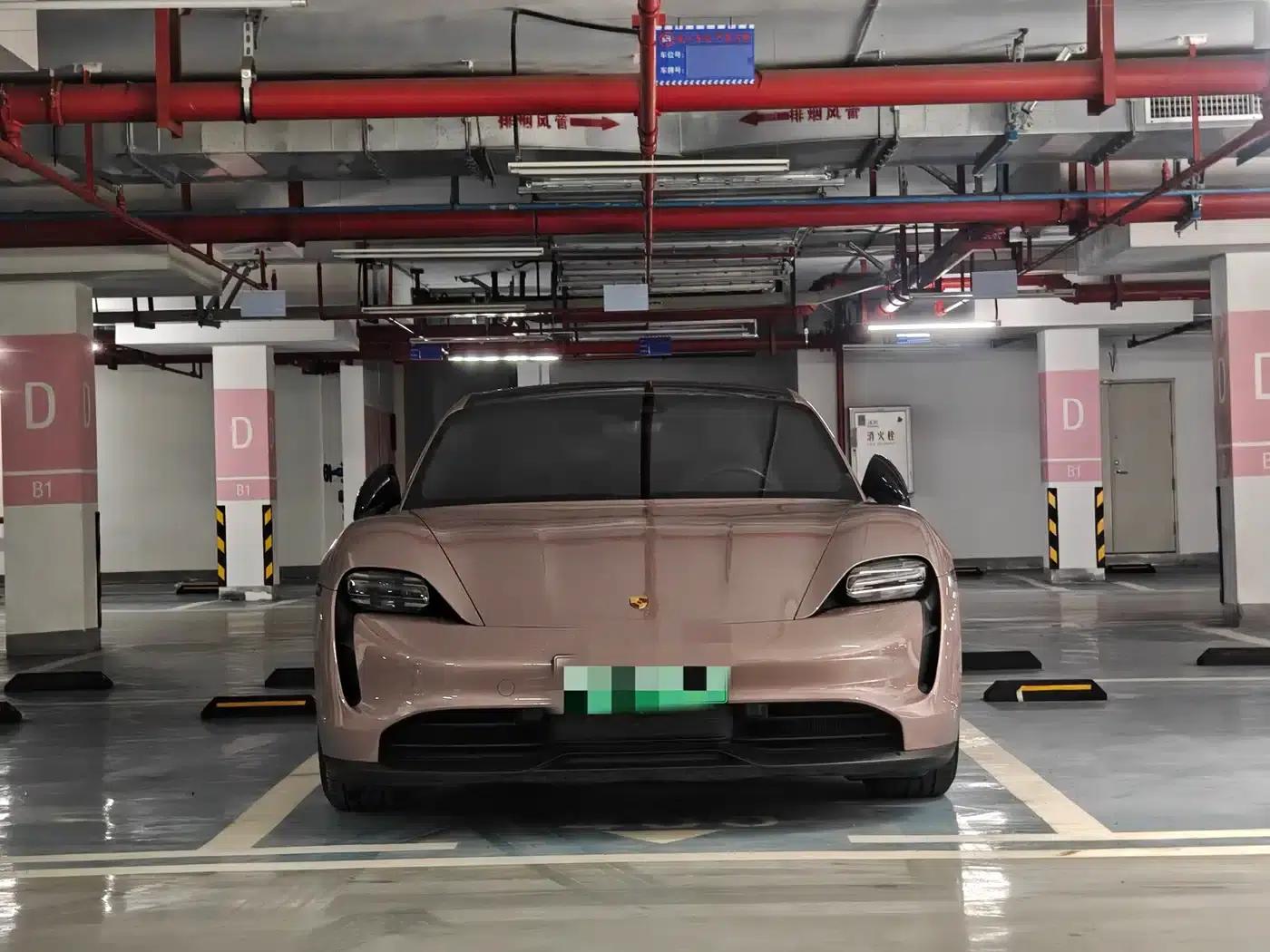 2022 Taycan — миниатюра 2
