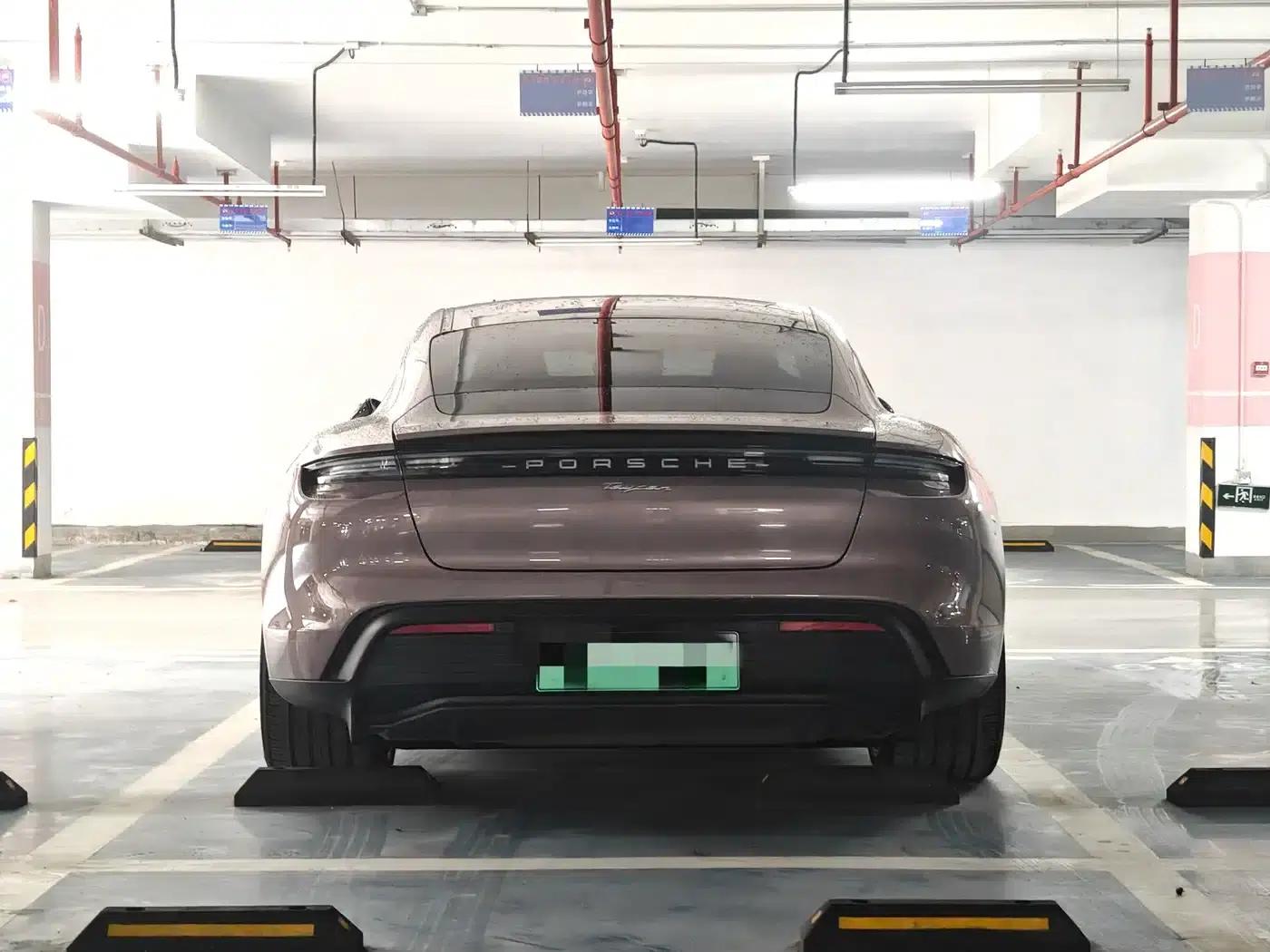 2022 Taycan — миниатюра 3