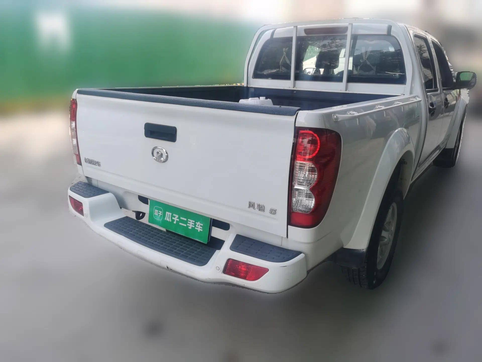 Great Wall Wingle 5 2021 2.0T Diesel Two-Wheel Drive Elite Version Big Double Cab China VI Standard GW4D20M — миниатюра 6