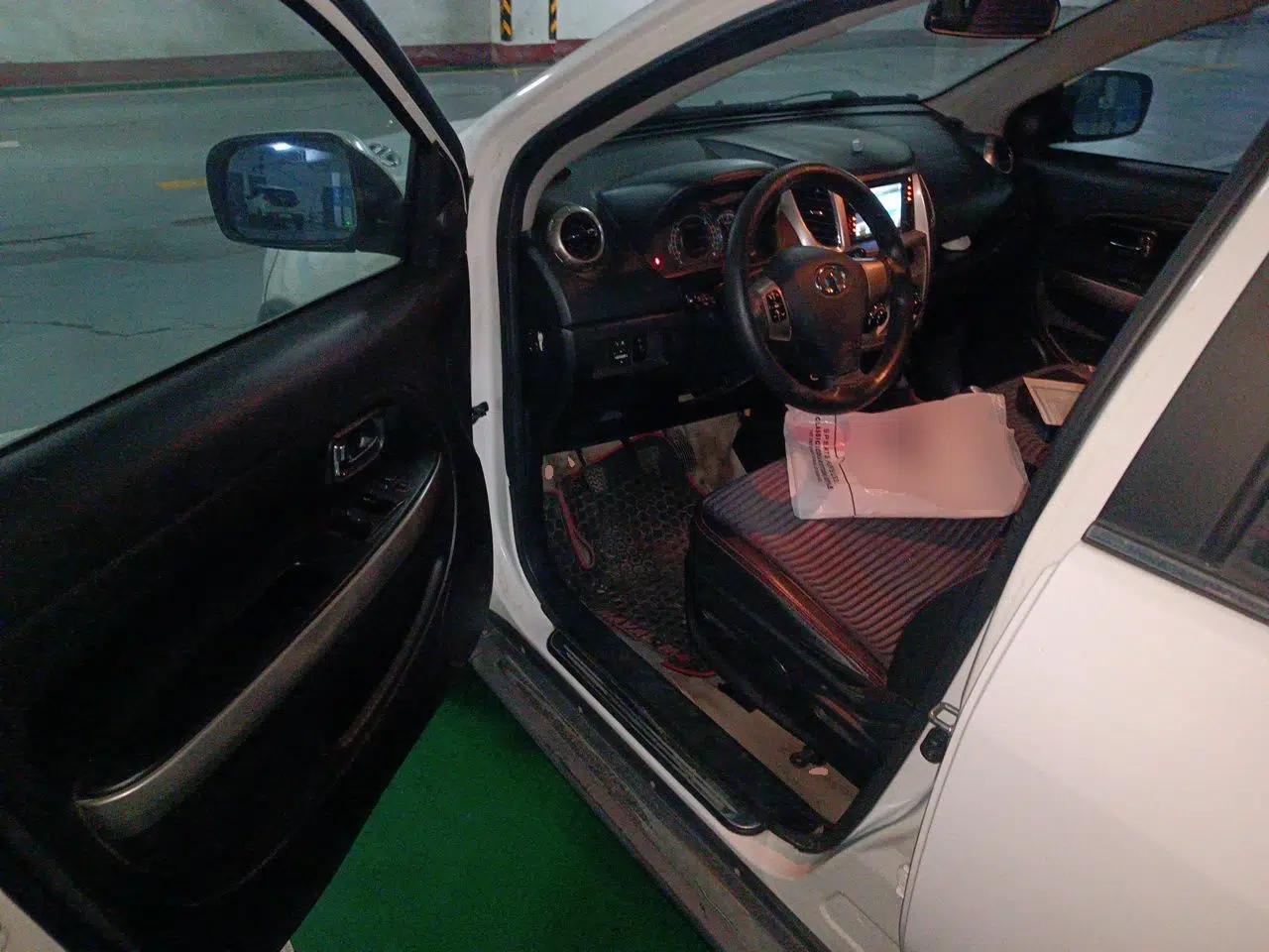 Great Wall M4 2012 1.5L Manual Luxury Version — миниатюра 17