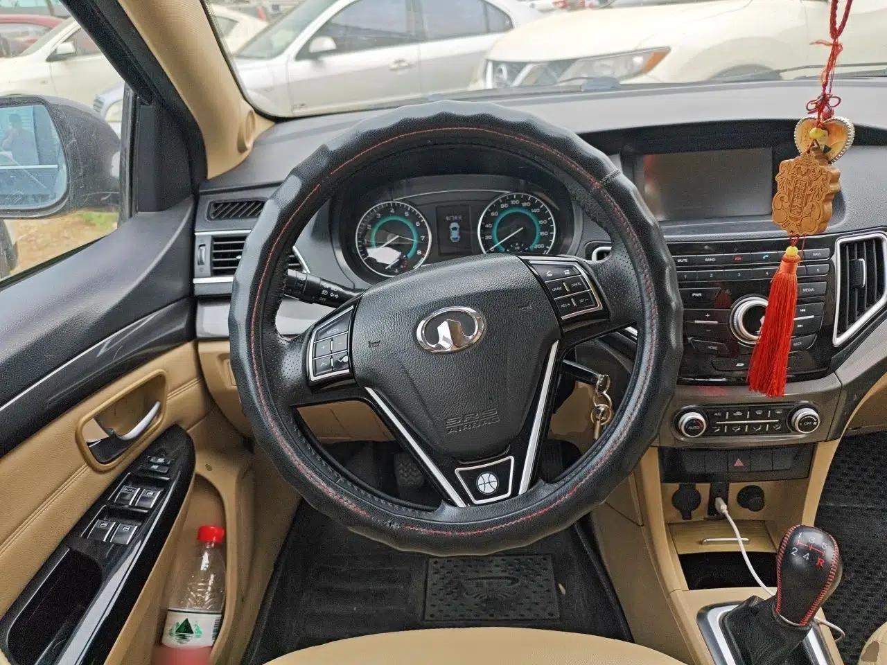 Great Wall C30 2015 1.5L Manual Luxury Model — миниатюра 11