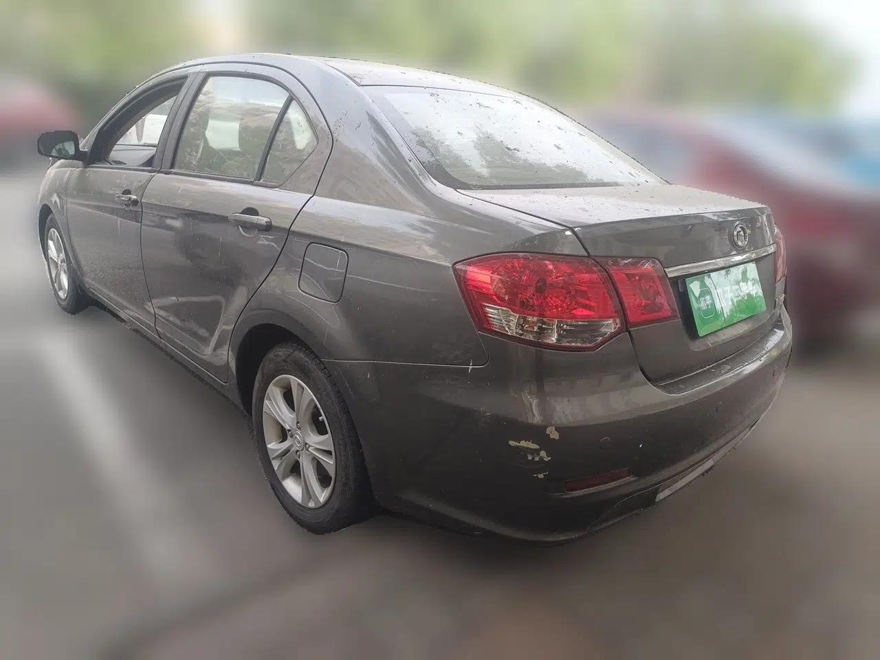 Great Wall C30 2013 1.5L Manual Luxury Model — миниатюра 4