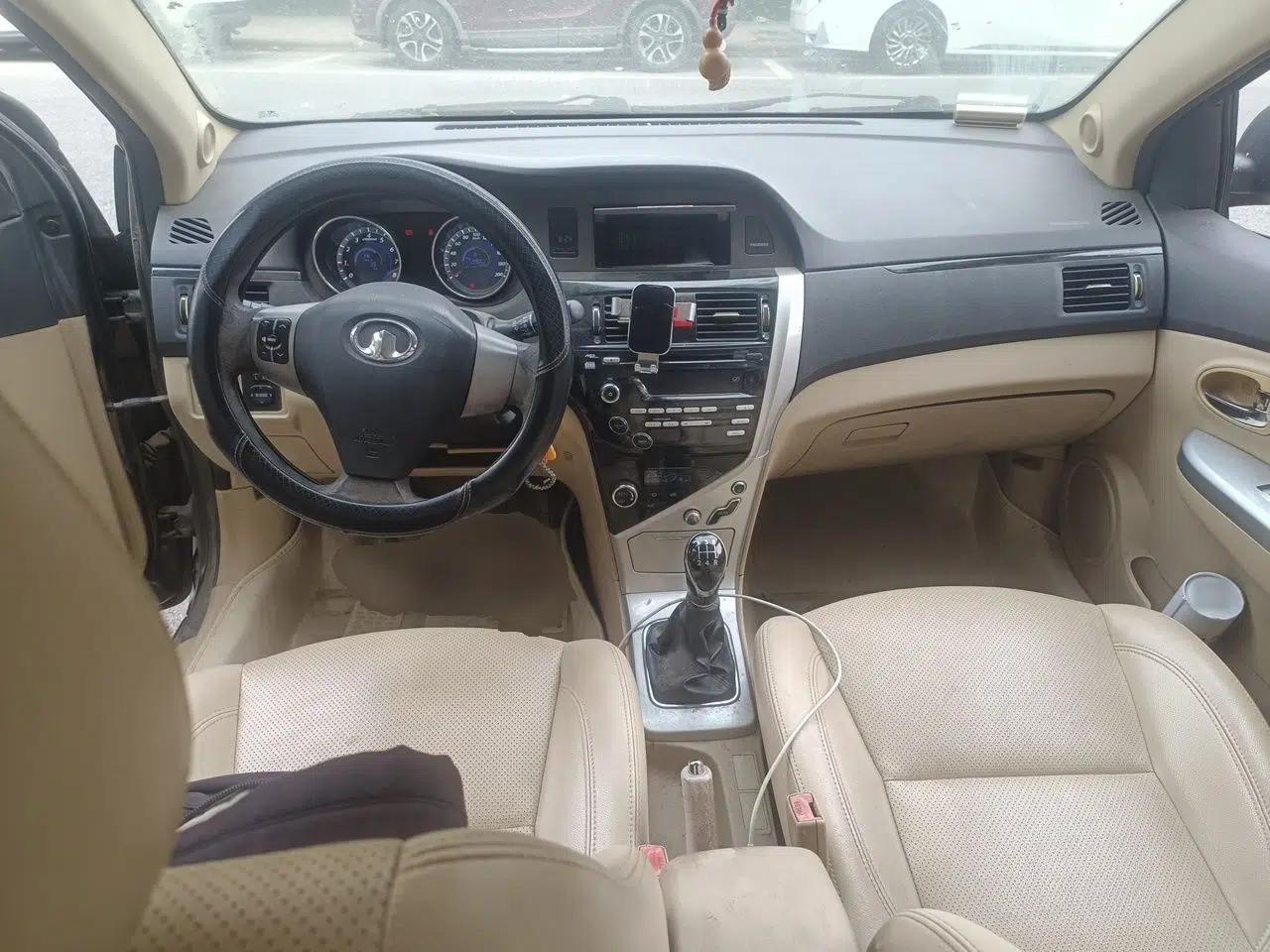 Great Wall C30 2013 1.5L Manual Luxury Model — миниатюра 10