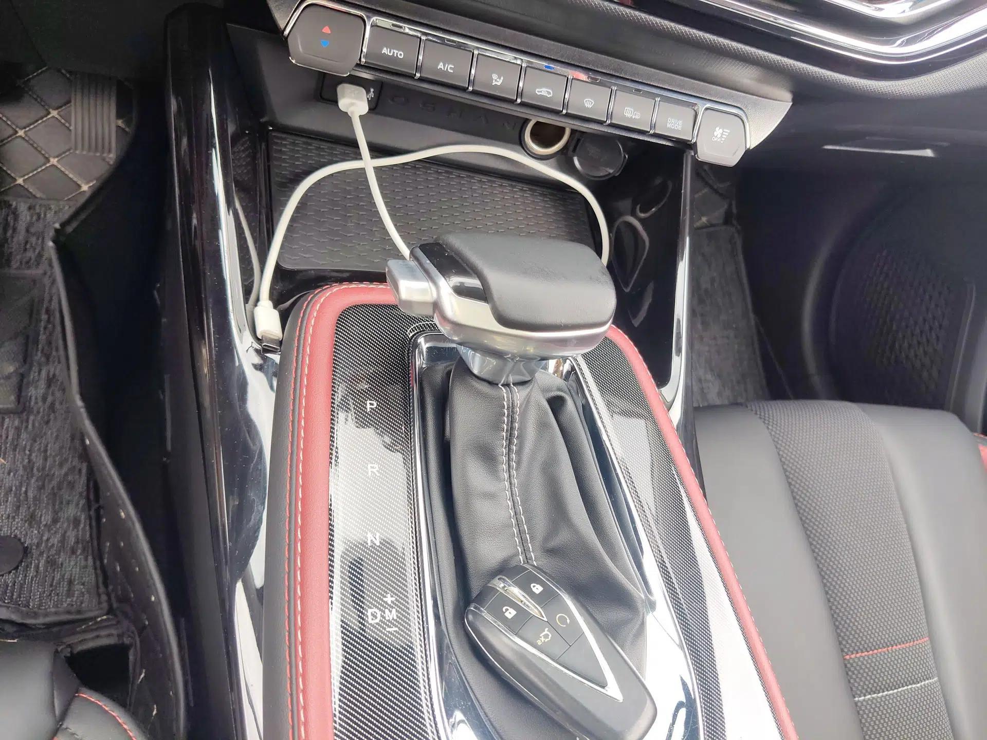 CHANGAN OSHAN X5 2021 1.5T DCT Prestige Edition — миниатюра 17