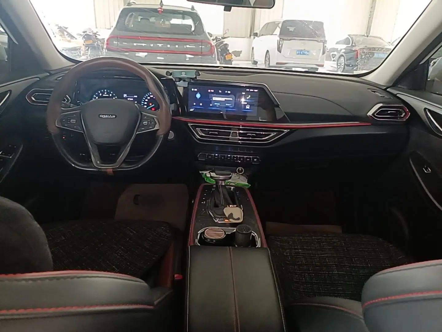 CHANGAN OSHAN X5 2021 Revised Version 1.5T DCT Luxury Edition — миниатюра 13