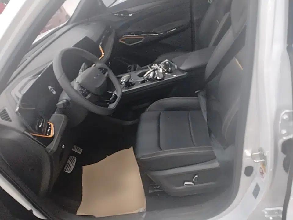 CHANGAN OSHAN X5 PLUS 2023 1.5T DCT Smart & Fun AI Edition — миниатюра 18