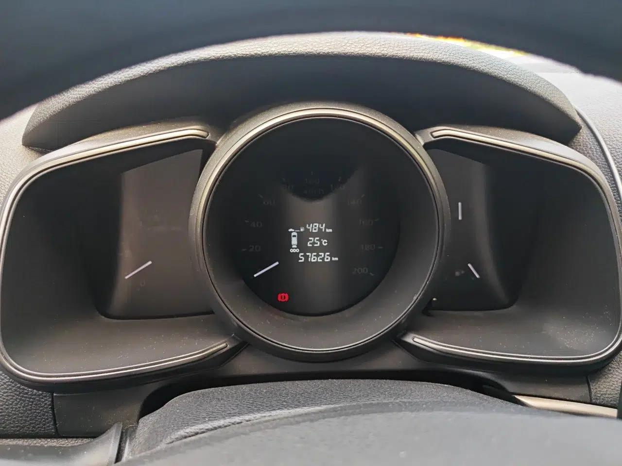 CHANGAN OSHAN CX70 2016 1.6L Manual Luxury Model — миниатюра 12