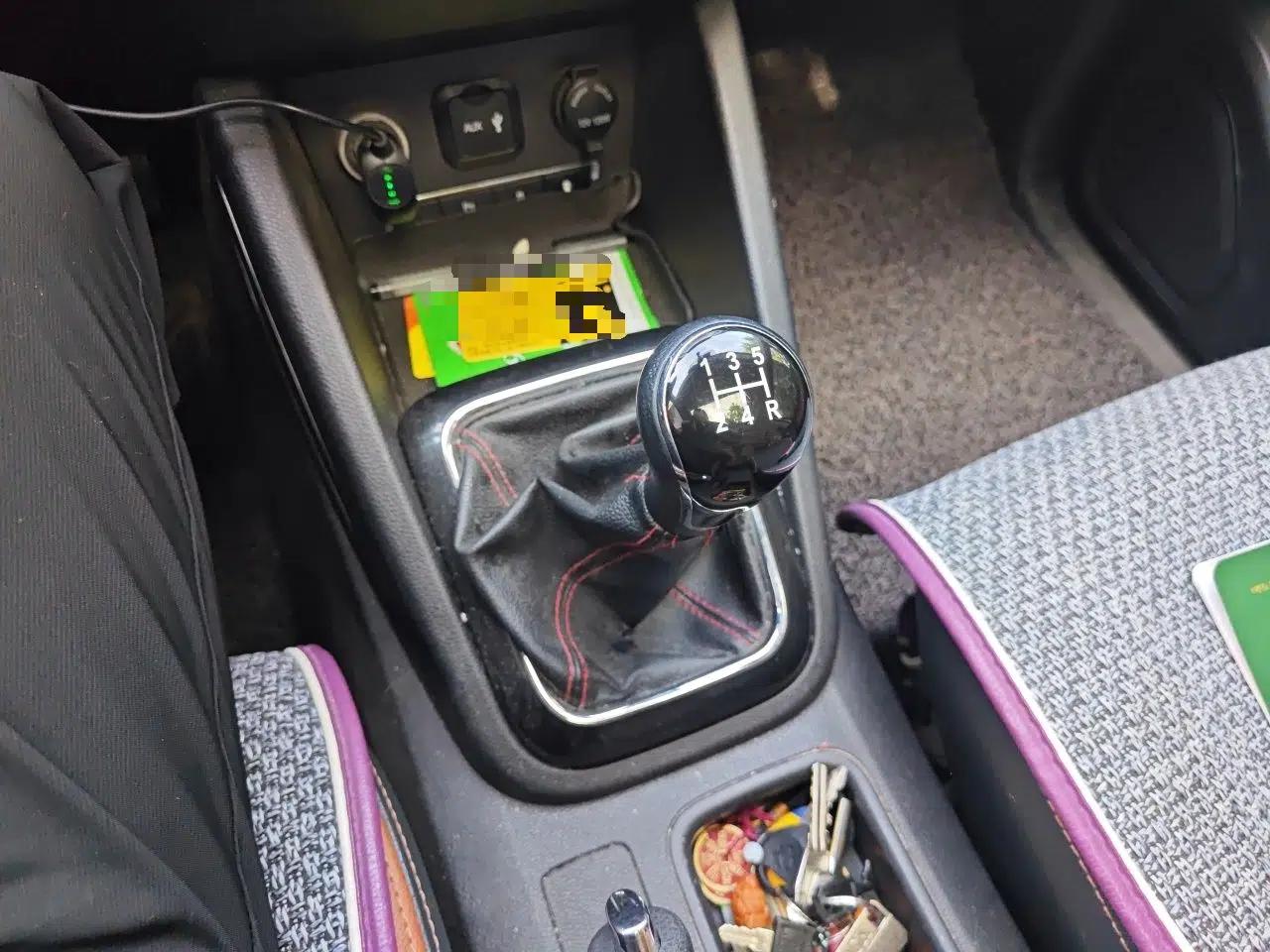 CHANGAN OSHAN CX70 2016 1.6L Manual Luxury Model — миниатюра 15