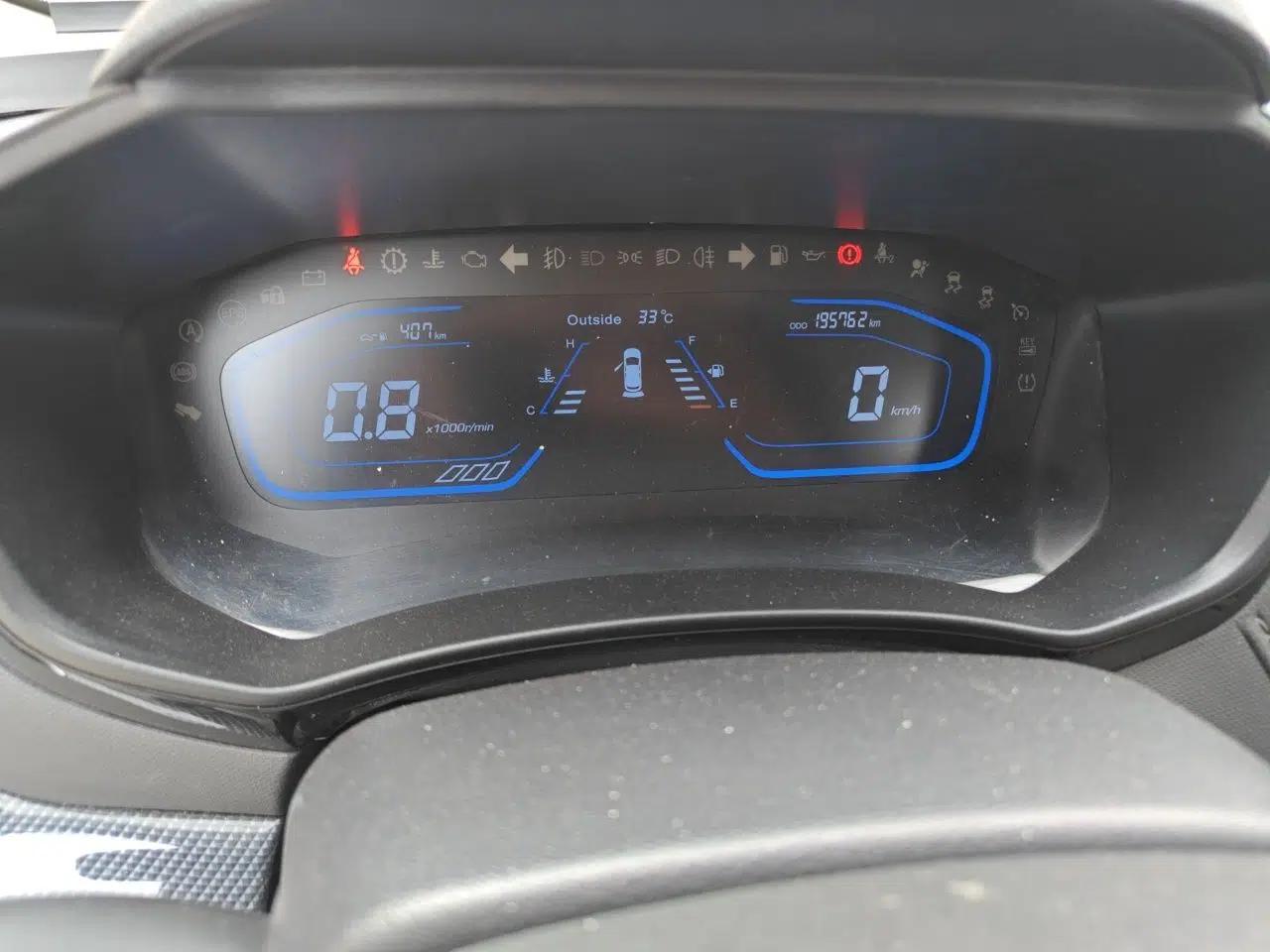 CHANGAN OSHAN A800 2017 1.6L Manual Luxury Model — миниатюра 12