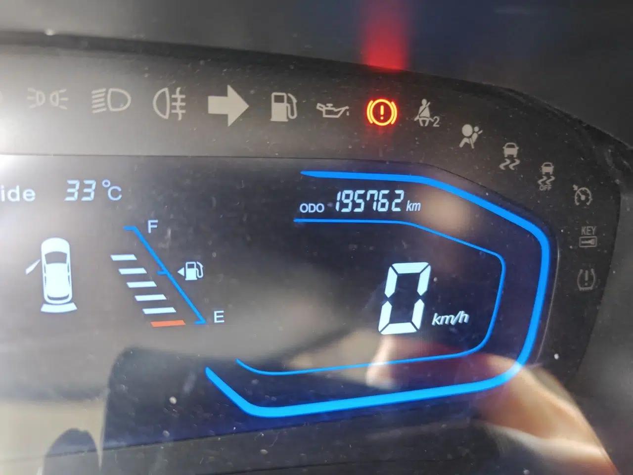 CHANGAN OSHAN A800 2017 1.6L Manual Luxury Model — миниатюра 13