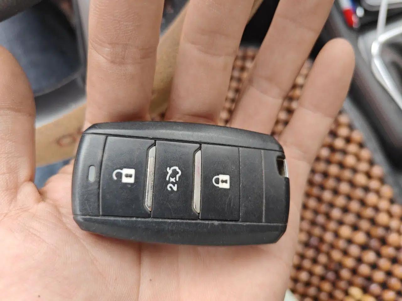 CHANGAN OSHAN A800 2017 1.6L Manual Luxury Model — миниатюра 9