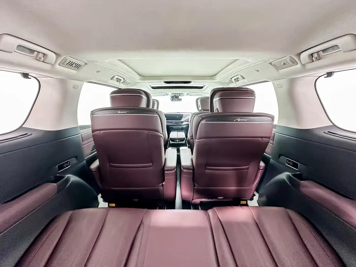 Century 2023 2.0T 7-Seat Luxury Edition — миниатюра 8