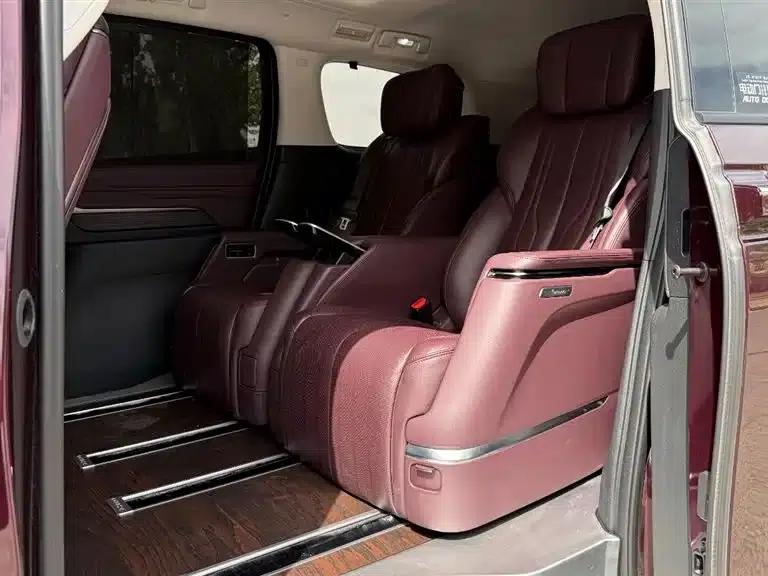 Century 2023 2.0T Six-Seat Luxury Edition — миниатюра 8