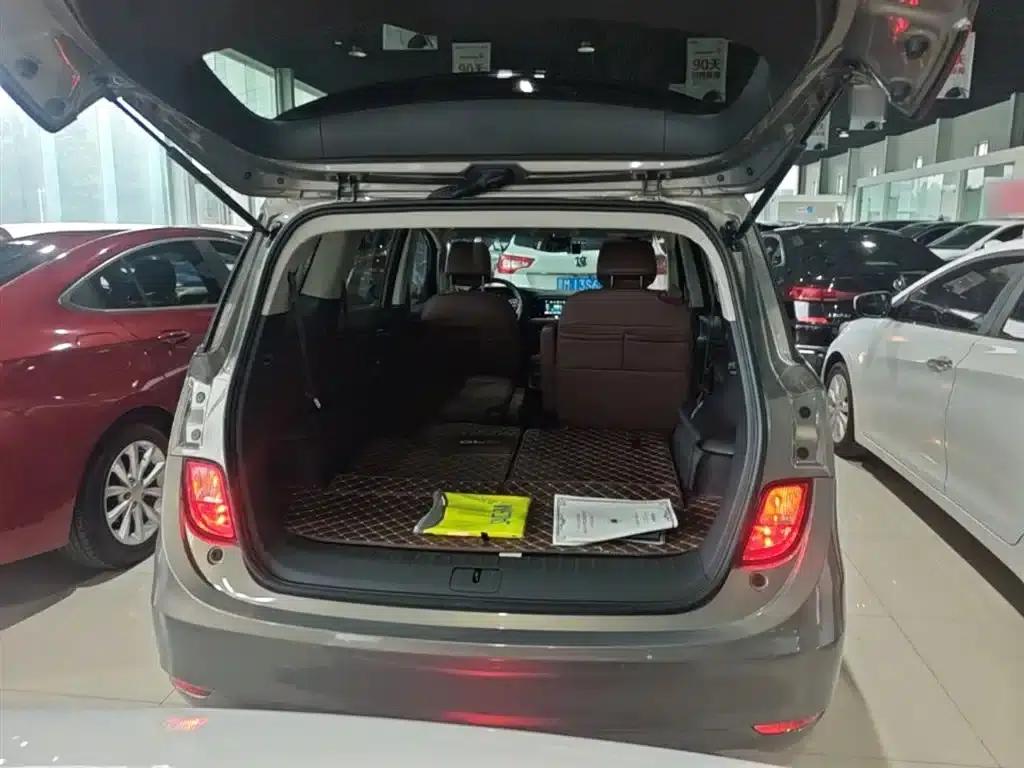 Buick GL6 2019 18T 6-seater Connected Luxury Model (China VI Emission Standard) — миниатюра 19