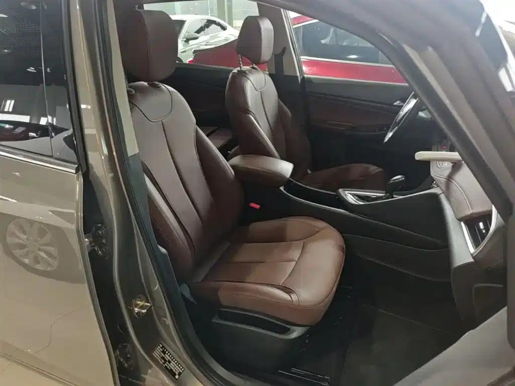 Buick GL6 2019 18T 6-seater Connected Luxury Model (China VI Emission Standard) — миниатюра 25