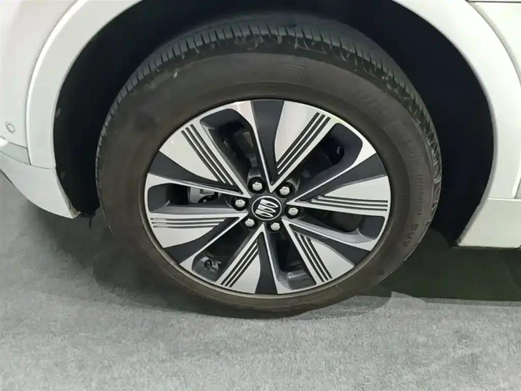 Buick E5 2025 620KM Premium Edition — миниатюра 23