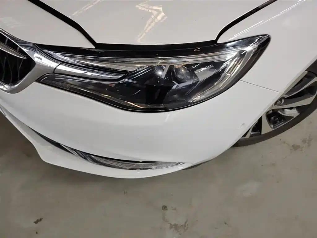 Buick Verano 2019 18T Automatic Connected Flagship Model (National V Emission Standard) — миниатюра 24