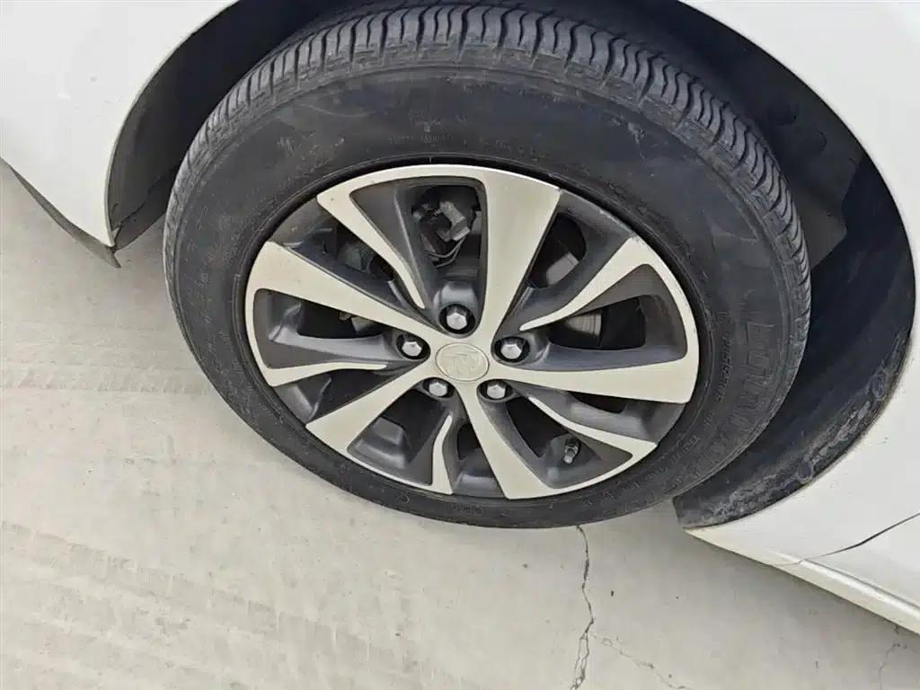 Buick Verano 2018 18T Automatic Elite — миниатюра 23