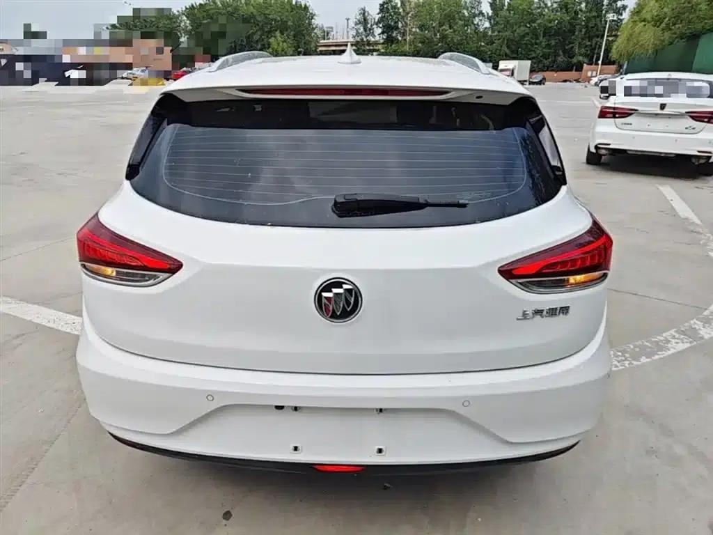 Buick Verano 2018 18T Automatic Elite — миниатюра 6