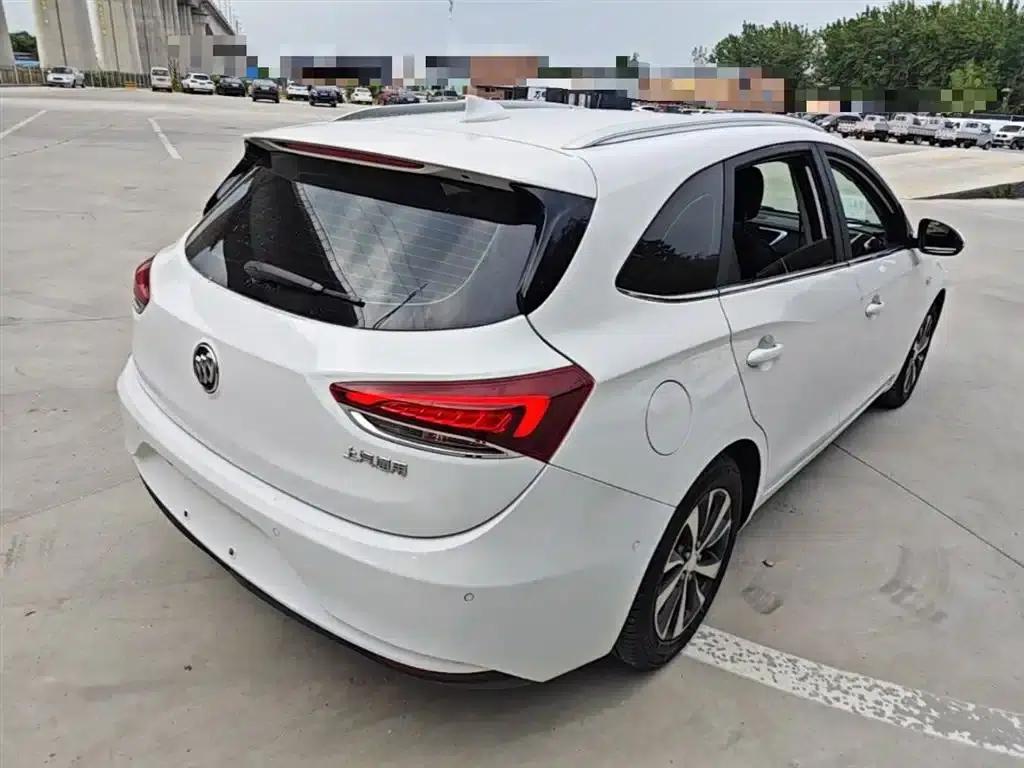 Buick Verano 2018 18T Automatic Elite — миниатюра 7