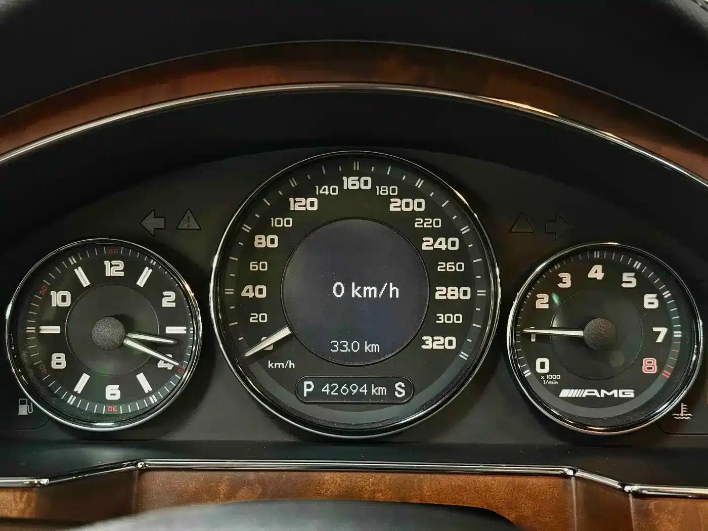 2008 Mercedes-Benz CLS AMG 63 — миниатюра 13