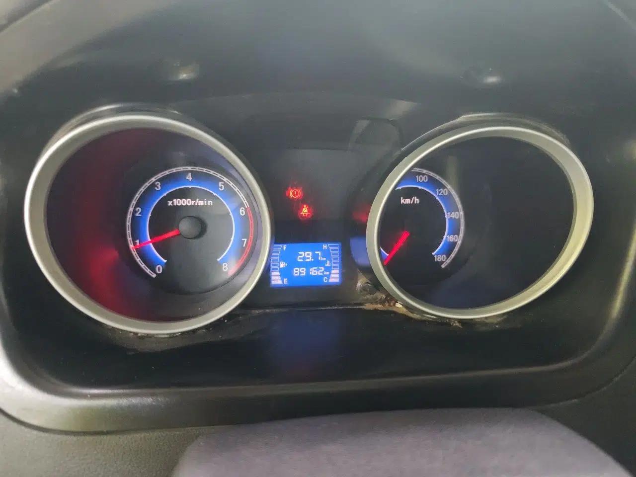 CHANGAN KAICHENG Ruixing M80 2018 1.5L Comfort Version Flat-Top Liftback 4G15S — миниатюра 12