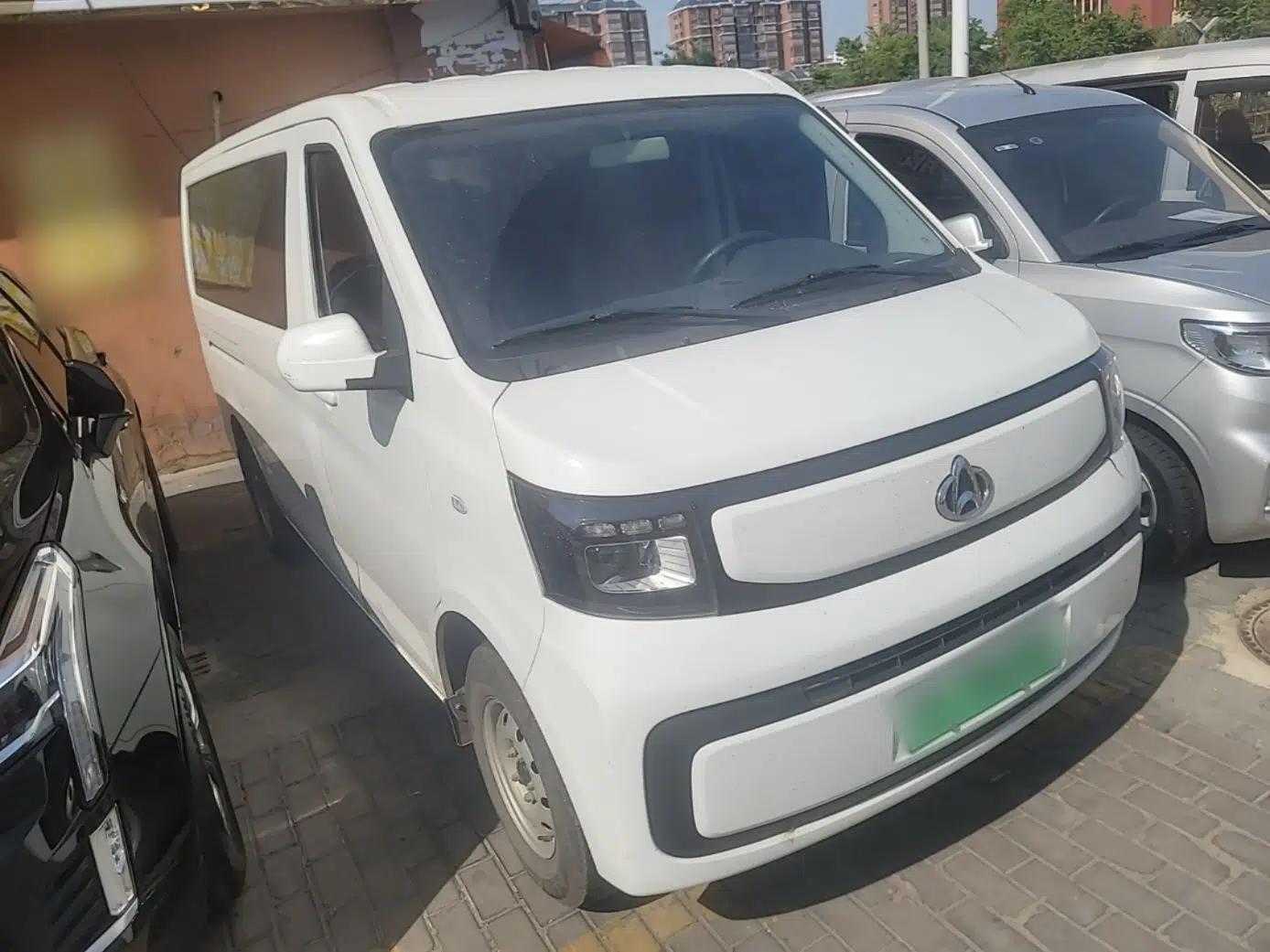CHANGAN KAICHENG Ruixing EM80 2025 Passenger Version Comfort Edition 6-Seater 300 km Dual-Swing Doors — миниатюра 6