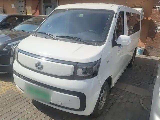 CHANGAN KAICHENG Ruixing EM80 2025 Passenger Version Comfort Edition 6-Seater 300 km Dual-Swing Doors