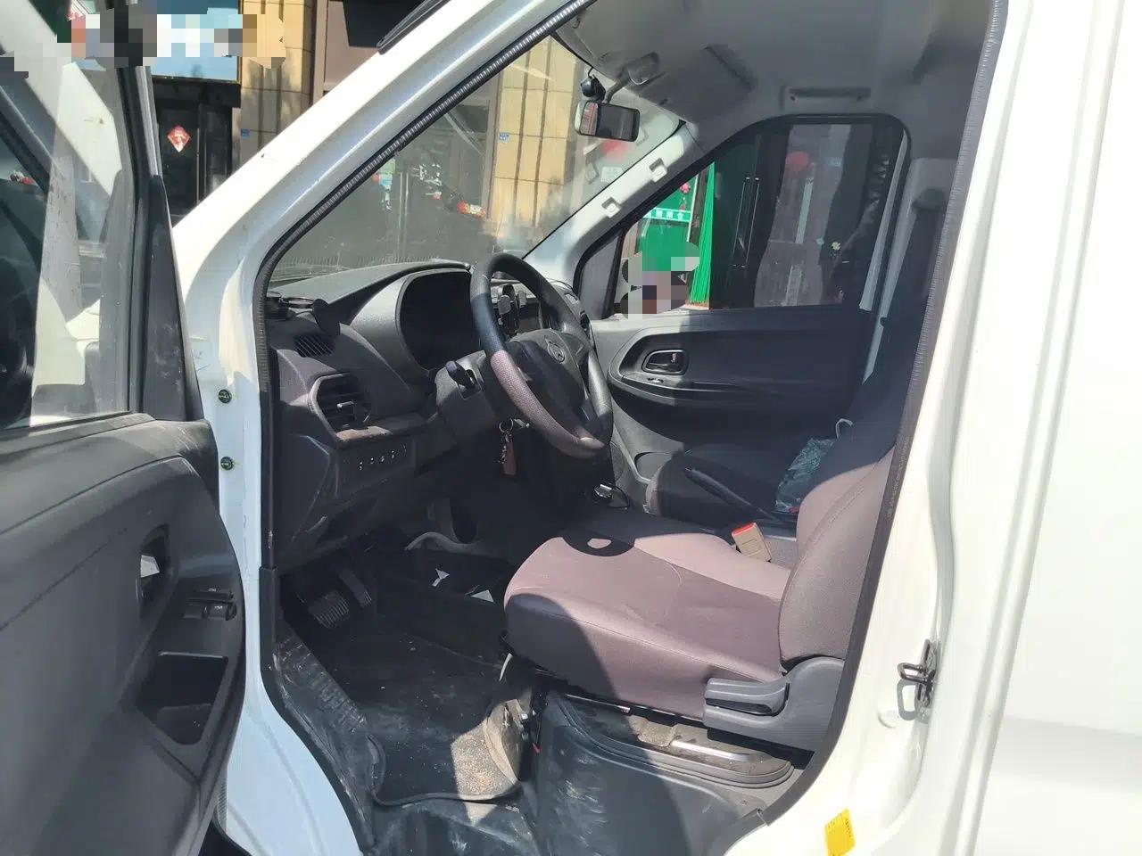 CHANGAN KAICHENG Ruixing EM80 2025 Passenger Version Comfort Edition 6-Seater 300 km Dual-Swing Doors — миниатюра 16