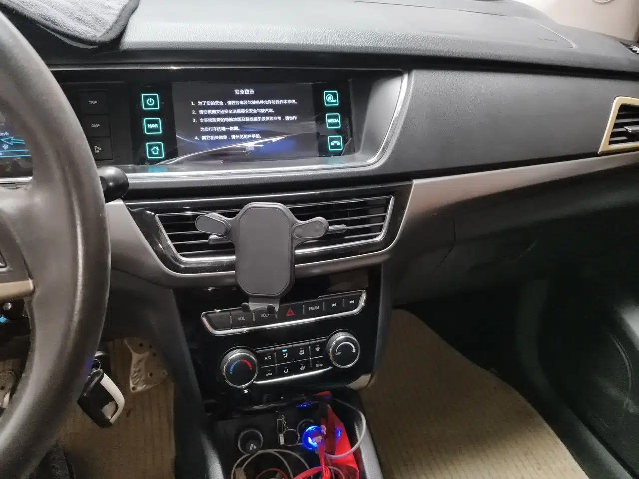 CHANGAN KAICHENG Oushang A600 2016 1.5L Manual Luxury 6-Seater — миниатюра 14