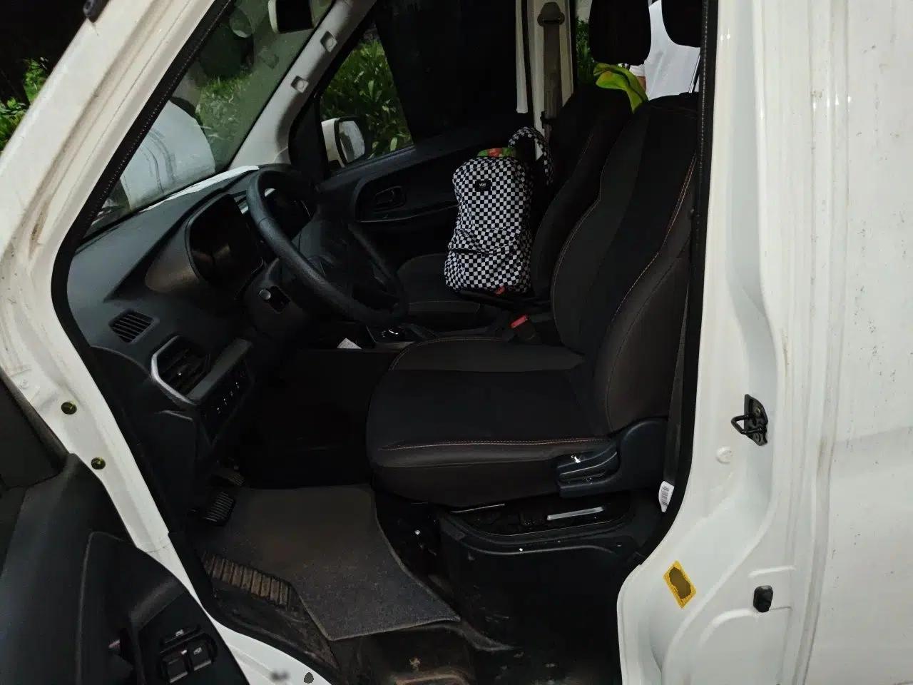 CHANGAN KAICHENG Ruixing EM60 2025 Passenger Version Comfort Model 6 Seats 300 km Liftback Door — миниатюра 14