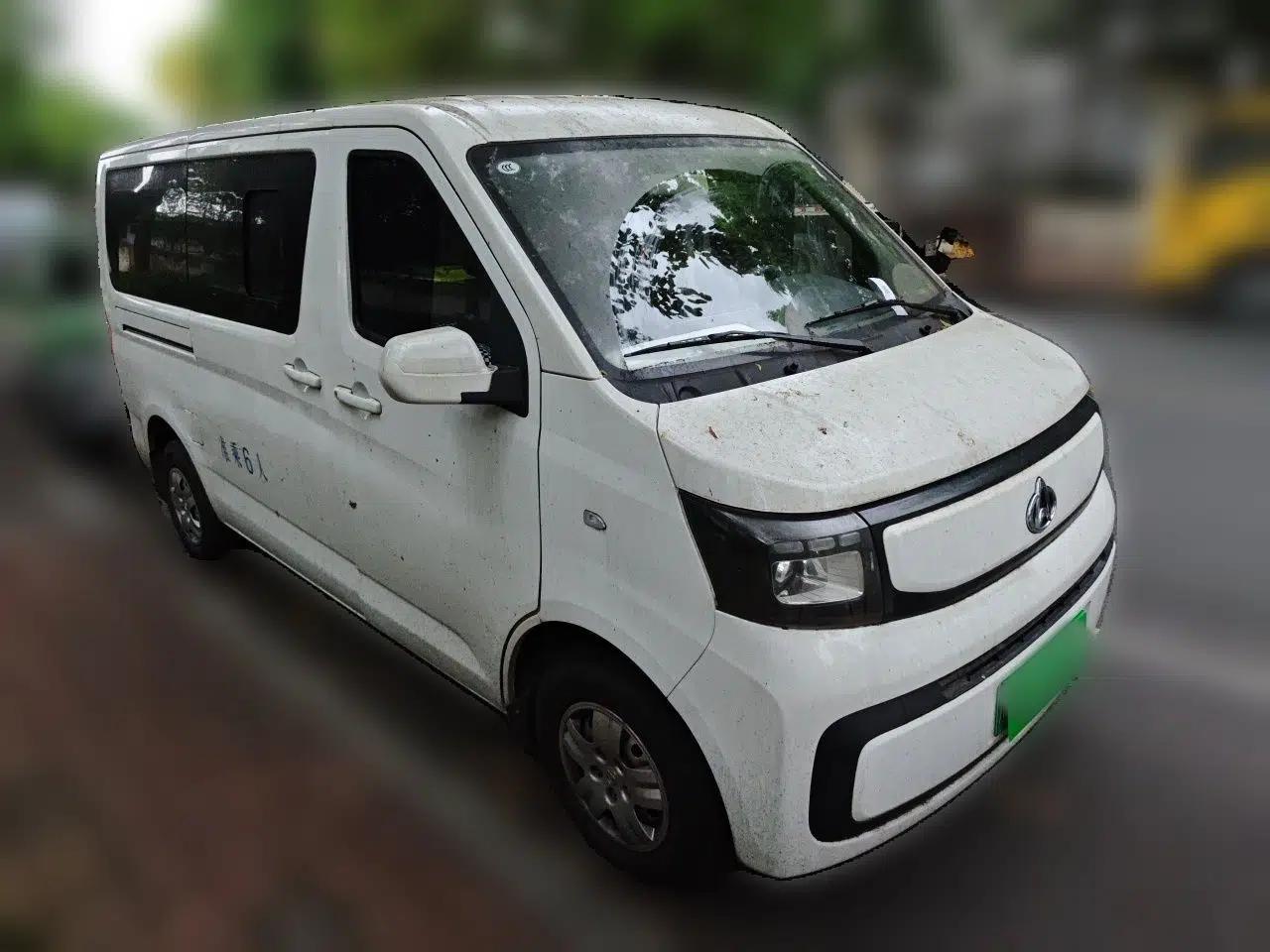 CHANGAN KAICHENG Ruixing EM60 2025 Passenger Version Comfort Model 6 Seats 300 km Liftback Door — миниатюра 3