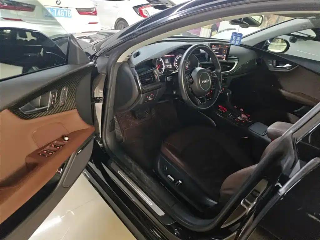 Audi A7 2018 40 TFSI Progressive — миниатюра 16
