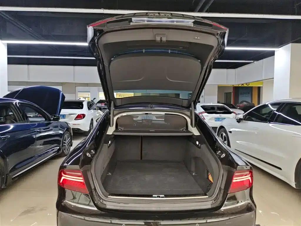Audi A7 2018 40 TFSI Progressive — миниатюра 19