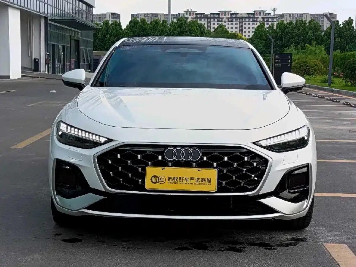 Audi A5L 2026 2.0T Qiankun Smart Driving Edition — миниатюра 2