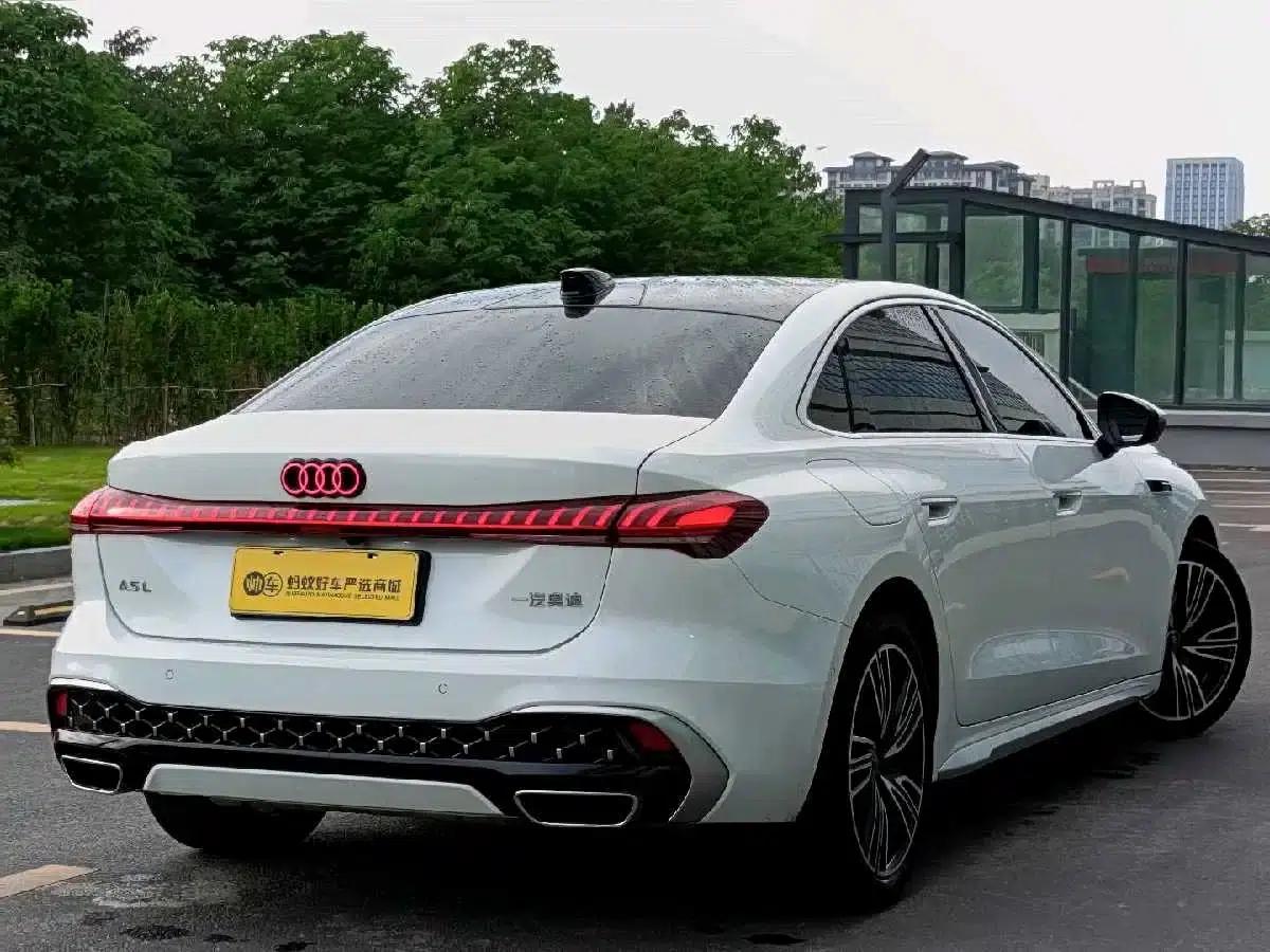 Audi A5L 2026 2.0T Qiankun Smart Driving Edition — миниатюра 6