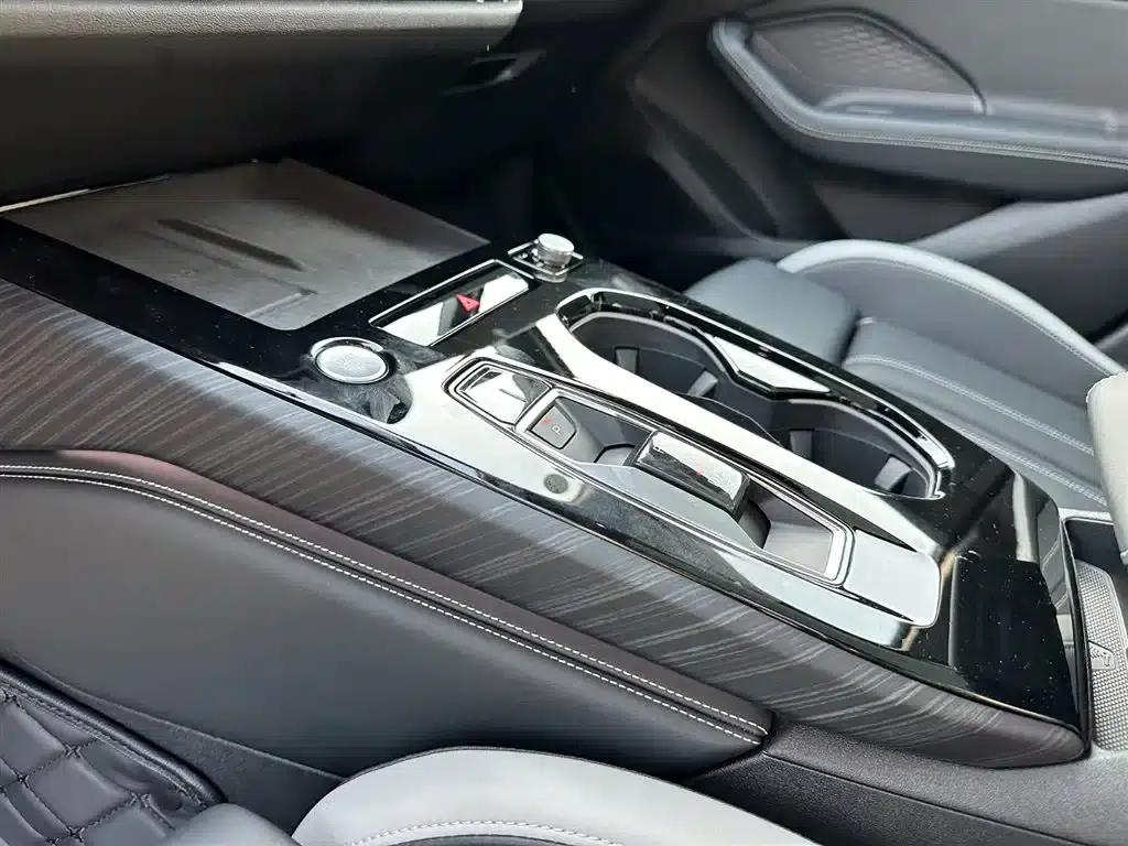 Audi A5L 2026 2.0T Sport Plus — миниатюра 15