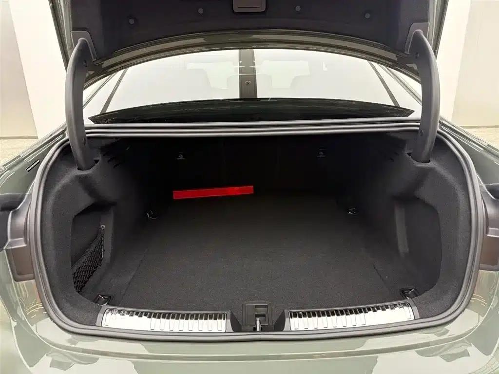 Audi A5L 2026 2.0T Sport Plus — миниатюра 13