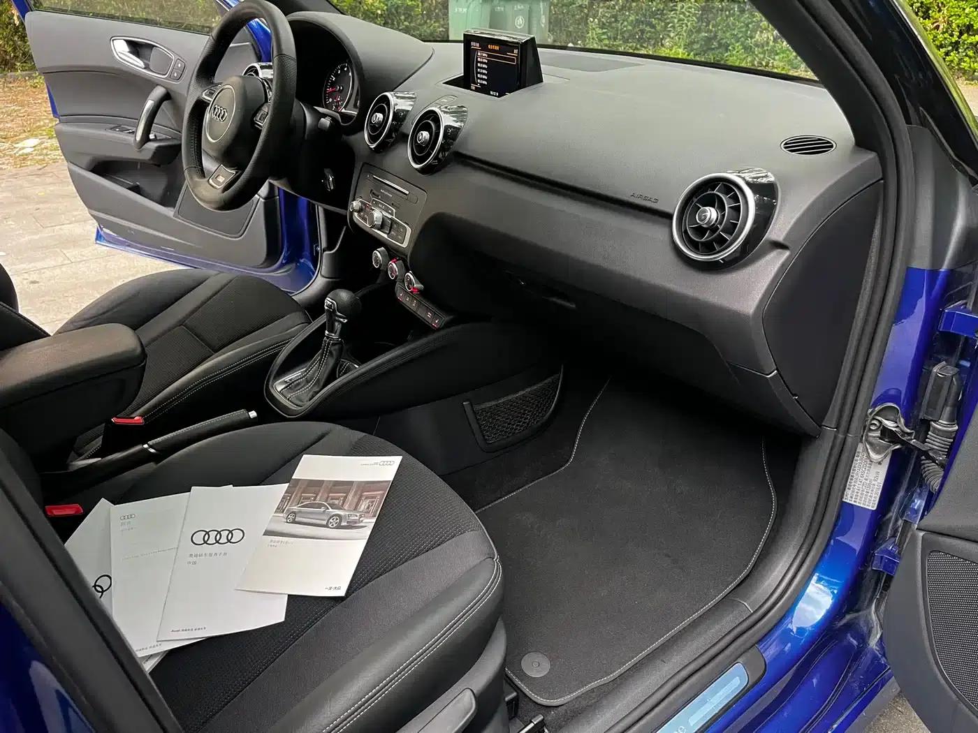 Audi A1 2018 30 TFSI Limited Edition — миниатюра 10