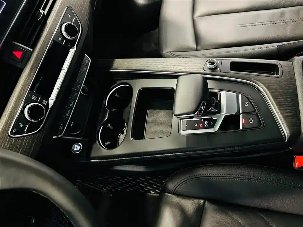 2022 Audi A4 allroad quattro (Imported) — миниатюра 11