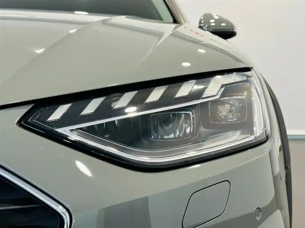 2022 Audi A4 allroad quattro (Imported) — миниатюра 12