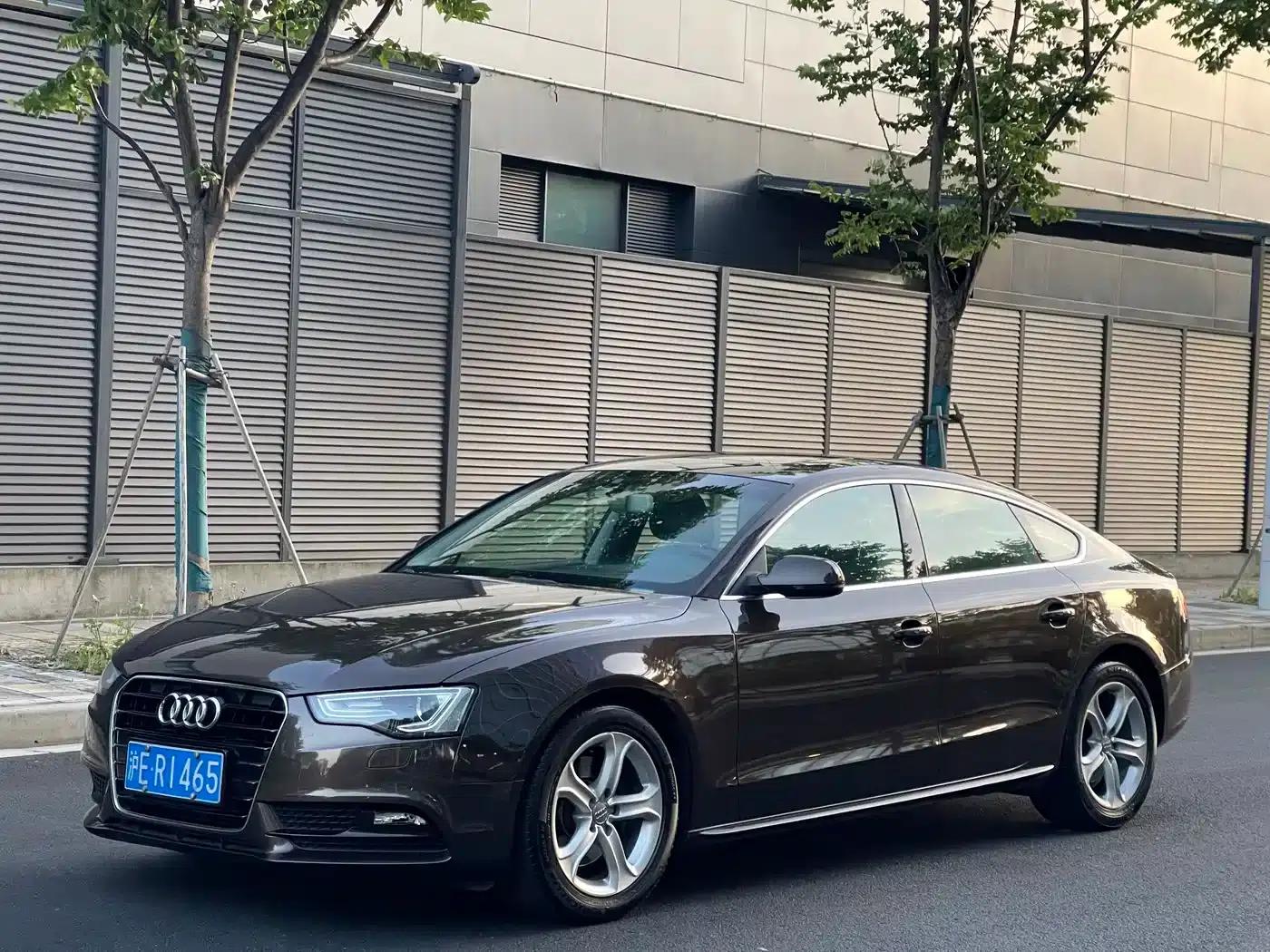 2012 Audi A5 Imported Model 2.0TFSI Sportback — миниатюра 1