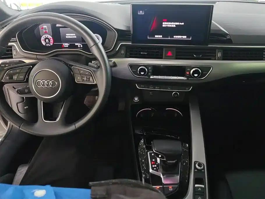 2022 Audi A5 Cabriolet 40 TFSI (Imported) - Fashionable and Dynamic Model — миниатюра 12