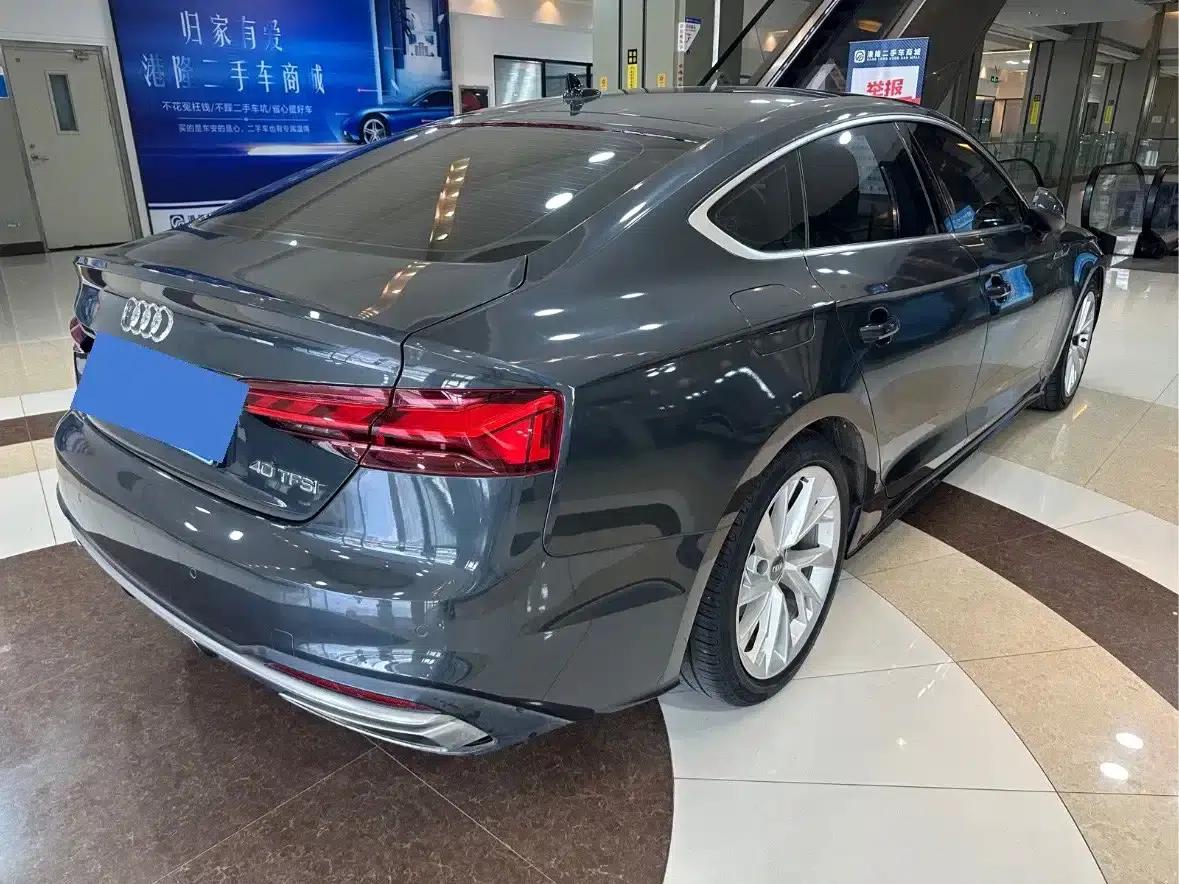 2021 Audi A5 Sportback 40 TFSI (Imported) - Fashionable and Elegant Model — миниатюра 12