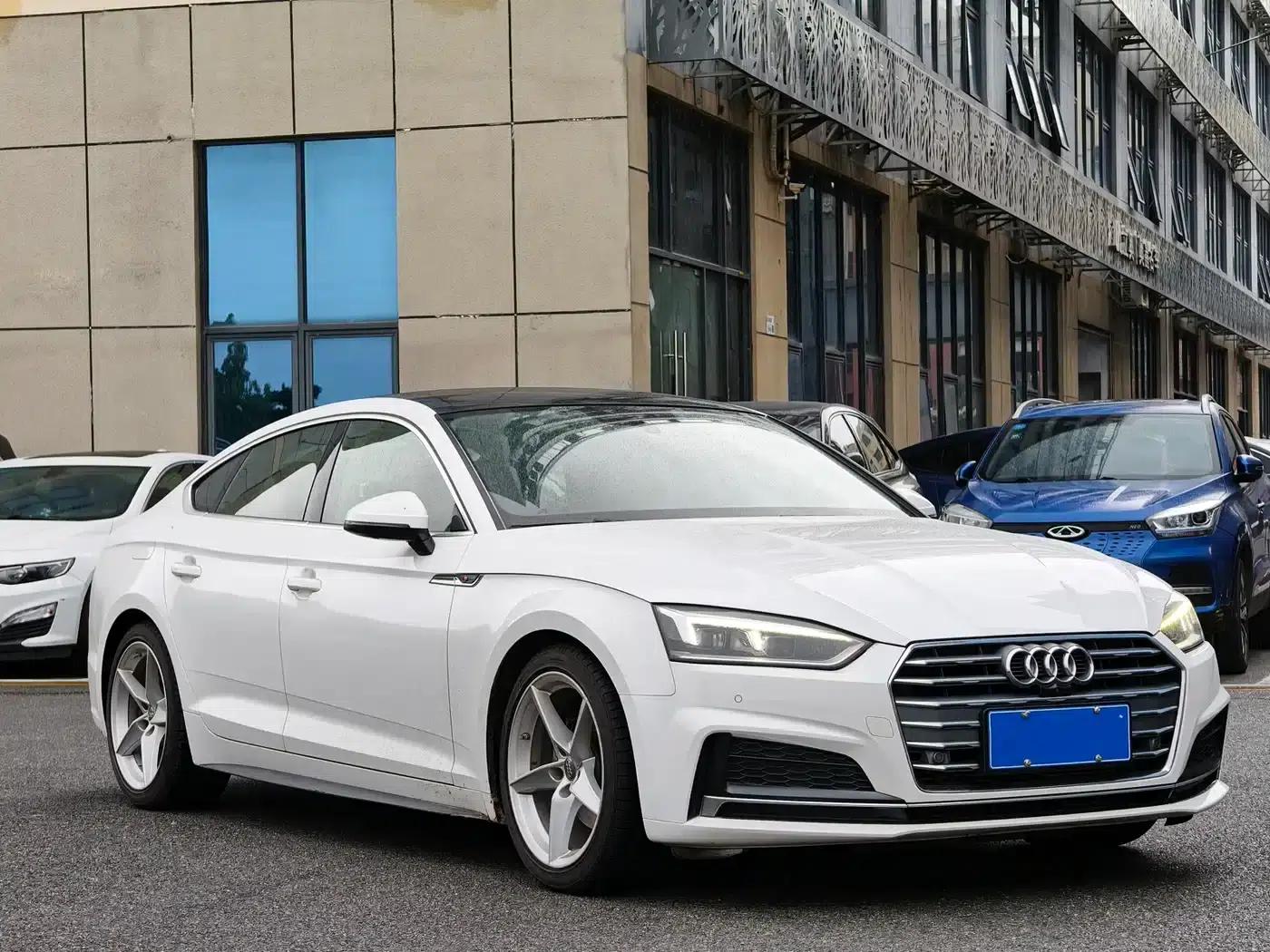 2019 Audi A5 Sportback 40 TFSI Fashion Edition (Imported) — миниатюра 2