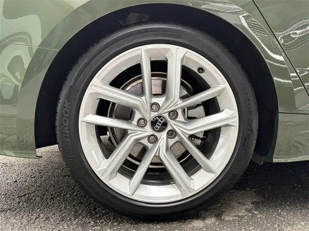 2023 Audi A5 Sportback 40 TFSI (Imported) - Fashionable and Dynamic Model — миниатюра 15